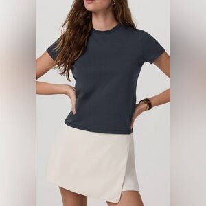 Vuori Short-sleeve Feather Classic Tee